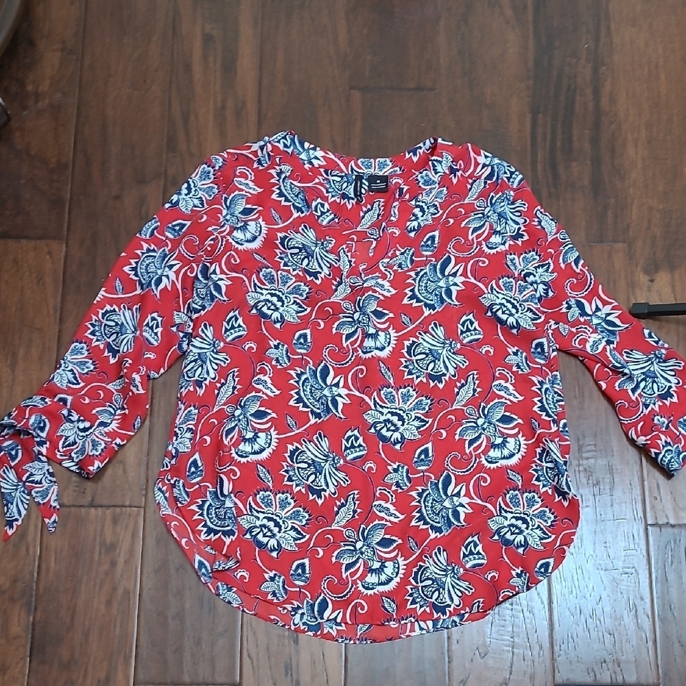 New Directions Red, White & Blue Paisley Print 3/4 Length Sleeve Blouse size M